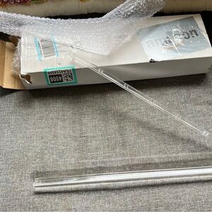 Set of 4 new clear acrylic integrated Mahjong racks + pushers